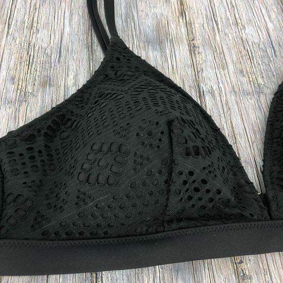 Adore Me Haukea Black Lace Triangle Bikini Top NWT size L - Picture 2 of 10